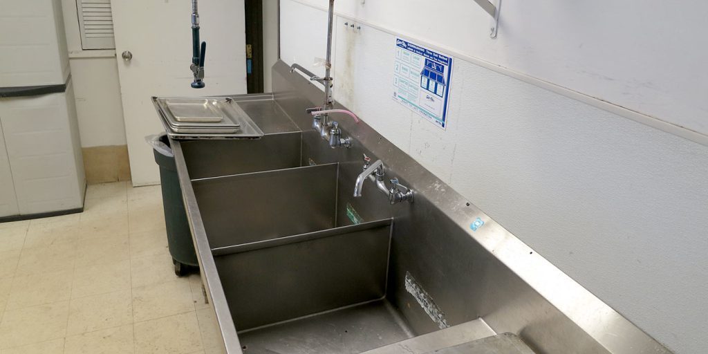 Commercial dishwashers